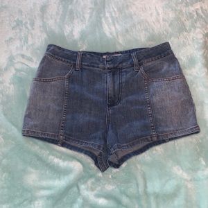 Free People denim shorts size 29